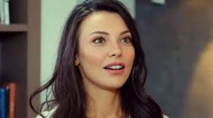 Tuvana türkay is part of a millennial generation (also known as generation y). Tuvana Turkay S Height In Cm Feet And Inches Weight And Body Measurements Famous Height