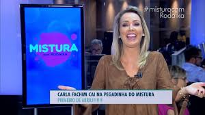 Discover carla fachim net worth, salary, biography, height, dating, wiki. Rbs Tv Mistura Com Rodaika Mostra Bastidores Do Rbs Noticias Rs Com Carla Fachim 01 04 2017 Youtube