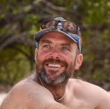 Whenever I play with land art my inner child is fully in the drivers seat'  Shayla Faye Watson, a true Pisce, spends time close to the ocean where the  waters share their