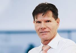 Dr. Stefan Krüger CORPORATE & ENTREPRENEURSHIP