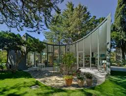 And tk building & design, llc. Alejandro Valdivieso S Casa Aljibe Has Curved Lounge Built Around A Well