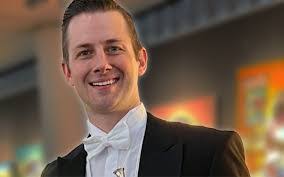 Eric Horn's Instagram, Twitter & Facebook