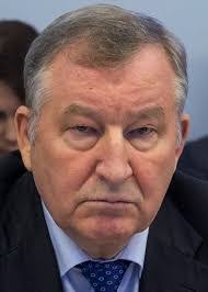 Alex Karlin's Instagram, Twitter & Facebook