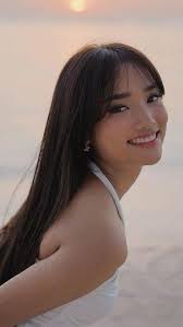 Kenakan dress terbuka, bagian pribadi Caitlyn Jenner kelihatan