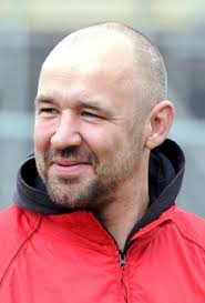 Appleyard becomes full-time Dragons defence coach