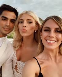 it's been a whirlwind of a week celebrating + documenting these two's  wedding weekend in St. Barth's !! ⁣⁣ i have so much more to share — but for  now, go check