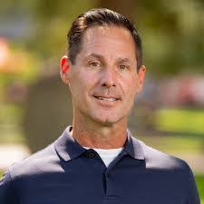 Daniel Siciliano's Instagram, Twitter & Facebook