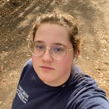 Avery Fairbanks's Instagram, Twitter & Facebook