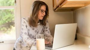 Namun terkadang kebutuhan rumah tangga juga tidak. Dear Working Moms Enggak Punya Art Enggak Masalah Ini 5 Tips Urus Keperluan Rumah Tangga Herstory