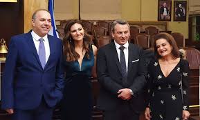 Μας άγγιξε η κρίση παντού κι έτσι για τους κοντινούς γάμους ο γαμπρός θα πηγαίνει πλέον με βέσπα! Pantreythke O Pantelhs Kolokas Vickys View By Vicky Oikonomou