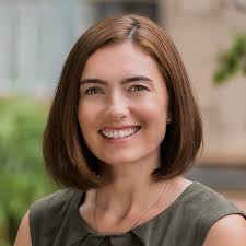 Leslie Lusk's Instagram, Twitter & Facebook