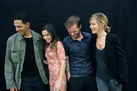 Çiftler kuralları belirlenmemiş bir eş değiştirme programı uygularlar. Photo De Elodie Bouchez Happy Few Photo Antony Cordier Elodie Bouchez Marina Fois Nicolas Duvauchelle Roschdy Zem Allocine