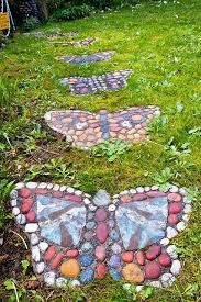 12 Beautiful Butterfly Designs To Shape Your Garden Stepping Stones Diy Budget Garden Garden Crafts