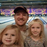 Carl Hedlund's Instagram, Twitter & Facebook