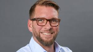 Initiative-Chefstratege Christian Jonas Lea: "Geld auf Mediengattungen zu  verteilen, ist furchtbar Old School"