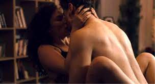 Melisa Şenolsunun, Atiyedeki Sevişme Sahnesi Çok Konuşulacak! - Haberler