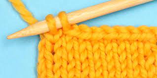 Now you've got two stitches on your right needle. Five Ways To Neatly Bind Off The Last Stitch 10 Rows A Day