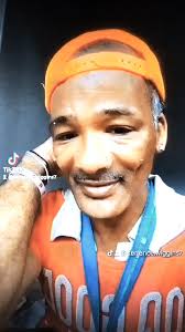 Singer Terrence Wiggins Videos