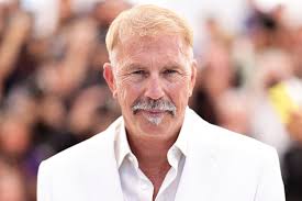 Kevin Costner's Life in Photos from Young Heartthrob to Oscar Winner and  Dad of 7