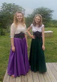 Pin By Heather Mayer On Sewing Diy Renaissance Costume Easy Medieval Dress Diy Medieval Costume Diy