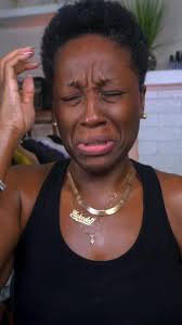 Best Natural Hairstyles for Women Over 50