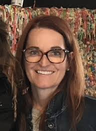 Kim Reschke's Instagram, Twitter & Facebook