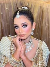 Shantnu singh (@makeup_world_by_shan) • Instagram photos and videos