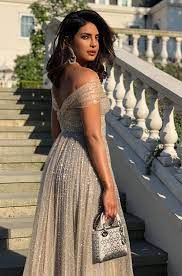 Whether you're looking for wedding guest dresses for summer, long occasion dresses for a formal affair, or something in between. The Royal Wedding Evening Guest Outfits Who What Wear