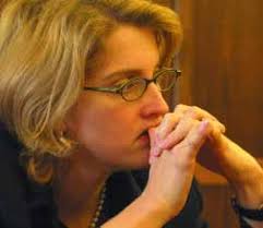 db755409270ae2989d2b4f1ed2bdf1ff2ae1543676d473f4635804b97b6140c1