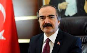 Annesi feride coş, babası nurullah coş'dur. Sakarya Valisi Huseyin Avni Cos Tan Iftiralara Yanit Sayfa 4 Son Dakika Haberler