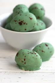 Mashed potatoes are a must for most family dinners, but the carbohydrate counts are off the menu for keto dieters. Easter Cakes Keto Recipes 100 Low Carb And Keto Recipes For Easter Ketodiet Blog Mckenziexoldu