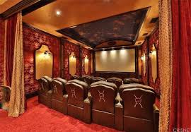 Today i'm revealing the latest jeffree star cosmetic collection and we are about to get a little welcome back to my channel! Here S A Complete Tour Of Jeffree Star S New 14 Million Mansion Jeffree Star House Jeffree Star Movie Room