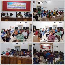 Sukarelawan dan komuniti tempatan dalam merencanakan program untuk golongan kurang. Musdes Bantuan Modal Bagi Usaha Mikro Dalam Rangka Program Pemulihan Ekonomi Daerah Dan Nasional