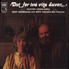 På vägen möter han dockor och människor, exempelvis jultomten och. Merit Hemmingson Och Beppe Wolgers Med Folkliga Albums Songs Discography Biography And Listening Guide Rate Your Music