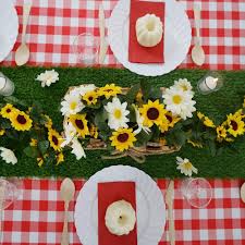 Perfect for adding a spring vibe to your dining table it's also great for hosting an indoor 'garden party' should the weather take a turn for the worse. 12x108 Artificial Grass Table Runner Tableclothsfactory