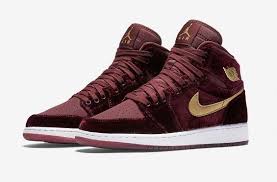 Http Sneakerscartel Com This Maroon Air Jordan 1 Covered In Velvet Will Release In December Sneakers Shoes Ki Air Jordans Air Jordans Retro Velvet Jordans