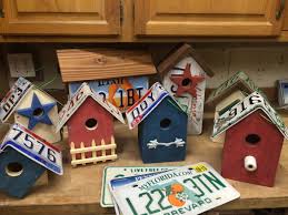 License plate art individual states. How To Build A License Plate Birdhouse Diy Plans For Unique Garden Art Feltmagnet