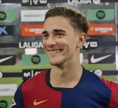 HOW I WISH GAVI WOULD BE AVAILABLE FOR THIS EL CLASSICO 😁 His BEST FRIEND  VINI JR WILL MISS HIM I always enjoy watching these two play in the same  game 😂😂😂