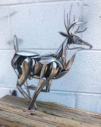 Artist Shapes Old Cutlery Into Magnificent Metal Sculptures Of Animals Scrap Metal Art Cutlery Art Metal Sculpture Artists