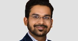 From Consulting to Carats: How a Strategic Vision Sparked a Jewelry  Revolution