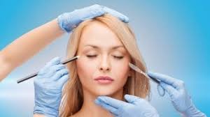 Bagikan Foto Sebelum Tato Seluruh Badan, Model Ini Kejutkan Penggemar