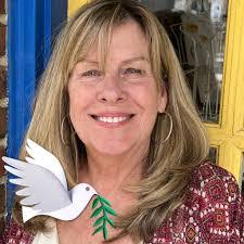 Jennifer Ruffner's Instagram, Twitter & Facebook