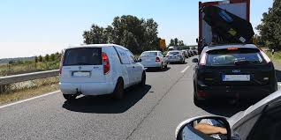 We did not find results for: Ilyen Most Az Feldult M7 Es Siofoknal Kepekkel Likebalaton