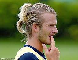 David Beckham S Ten Worst Fashion Fails In 2021 David Beckham Hairstyle Man Ponytail Mens Hairstyles