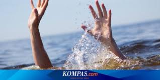 Mimpi melihat orang hanyut terbawa arus sungai. Bab Di Sungai Bengawan Solo Seorang Kakek Hanyut Terbawa Banjir