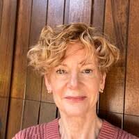 Leslie Jones Shivamber