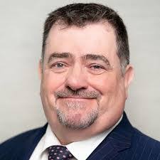 Andrew Hedger's Instagram, Twitter & Facebook