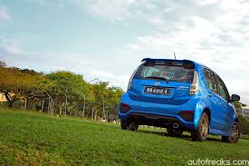 4 speed automatic drive wheels: Test Drive Review Perodua Myvi 1 5 Advance Autofreaks Com