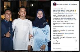 Seorang demi seorang selebriti tempatan berhijrah untuk berhijab, seperti pelakon rebecca nur al islam yang juga menemui hidayah untuk menutup aurat, dia kini dilihat sudah mengenakan hijab malah penampilannya makin ayu begini. Rebecca Nur Al Islam Dikritik Tidak Hormat Suami Manisfm
