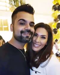 Shilpa Shetty-Raj Kundra & Shahid Kapoor-Mira Rajput make heads turn at  Akanksha Malhotra's hubby Rohit Agarwal's b'day